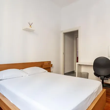 Casati25 Bilocale In Repubblica Appartement